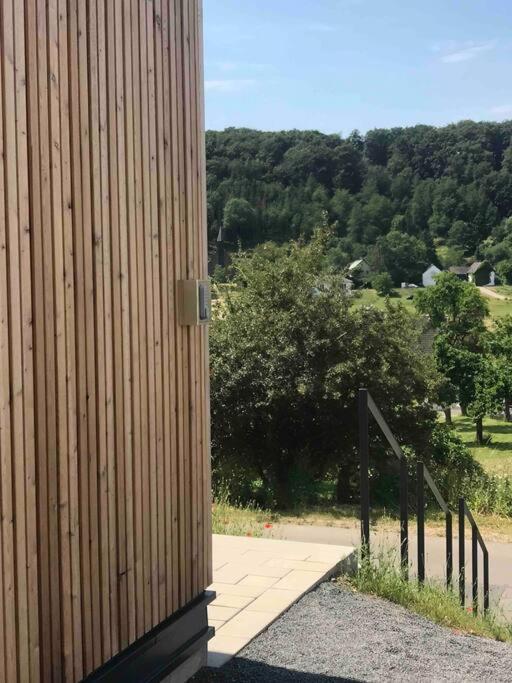 Eifelhausaufzeit-Vulkaneifel-Architekten-Chalet Mit Sauna Im Vulkankrater Immerath Экстерьер фото