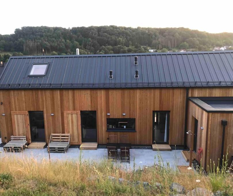 Eifelhausaufzeit-Vulkaneifel-Architekten-Chalet Mit Sauna Im Vulkankrater Immerath Экстерьер фото