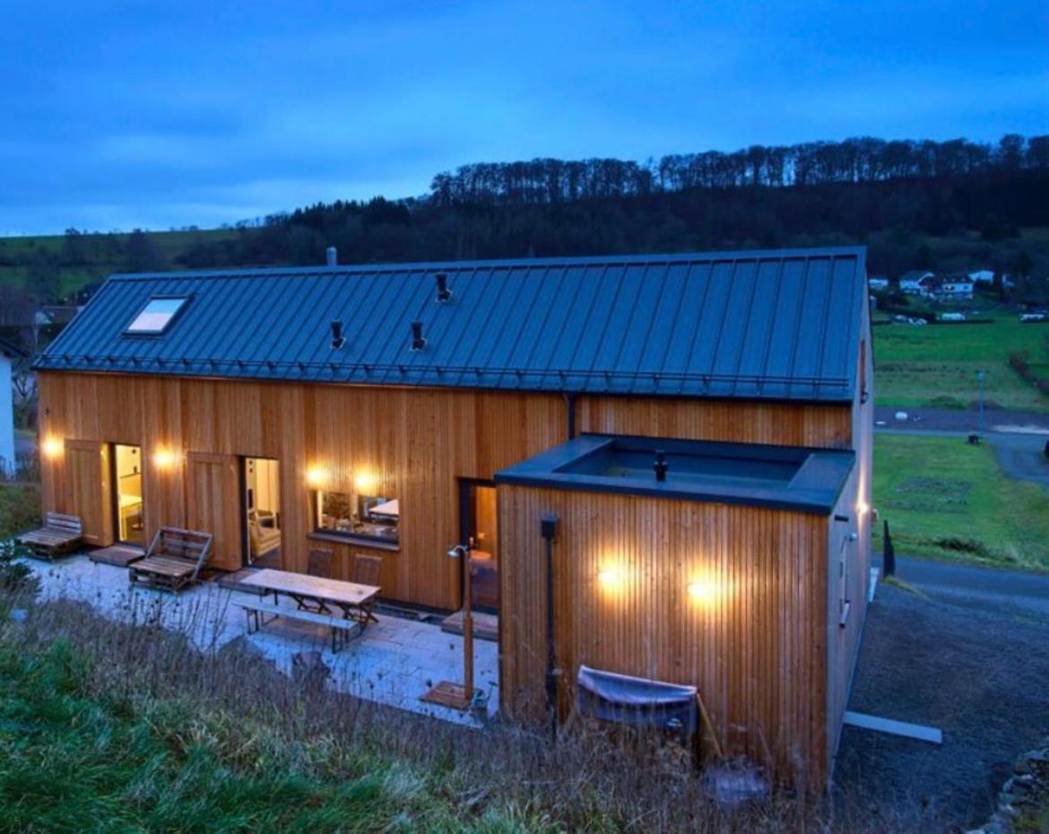 Eifelhausaufzeit-Vulkaneifel-Architekten-Chalet Mit Sauna Im Vulkankrater Immerath Экстерьер фото